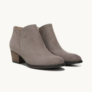 LifeStride Blake Ankle Bootie Doe Gray Perforated Microfiber Womens 7 M 60975